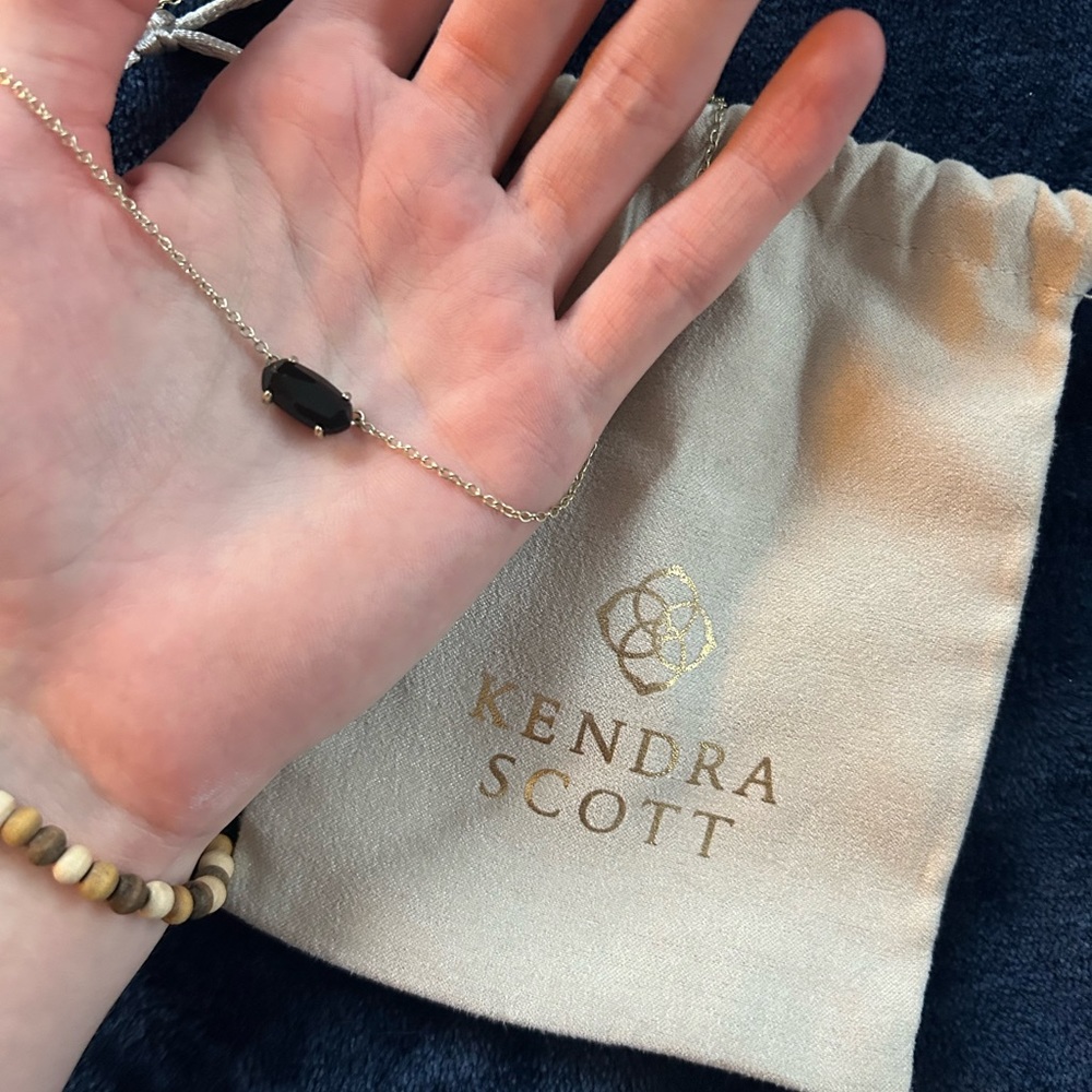 KENDRA SCOTT NECKLACE